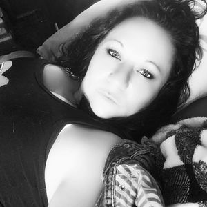 Meet your Posher, Lea